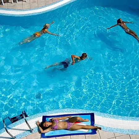 Adriatico Family Village 3* Gambettola