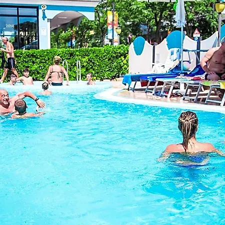 Adriatico Family Village 3*